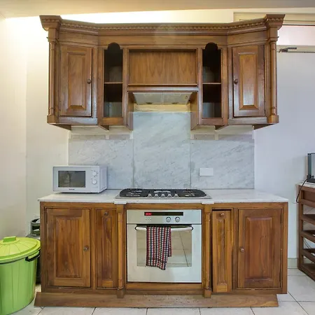 Four Bedroom Near The Seafront