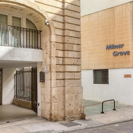 Four Bedroom Near The Seafront Apartman Sliema